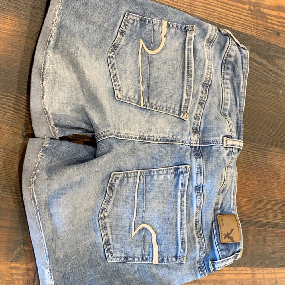 American eagle shorts!